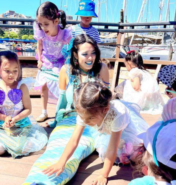 钟丽缇大女儿惊艳扮美人鱼，五官混血感十足，和妈妈年轻时太像