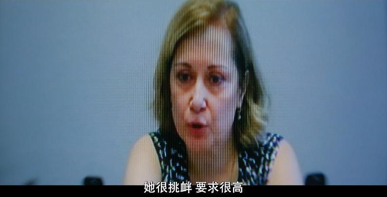 悲哀，谁来救救她