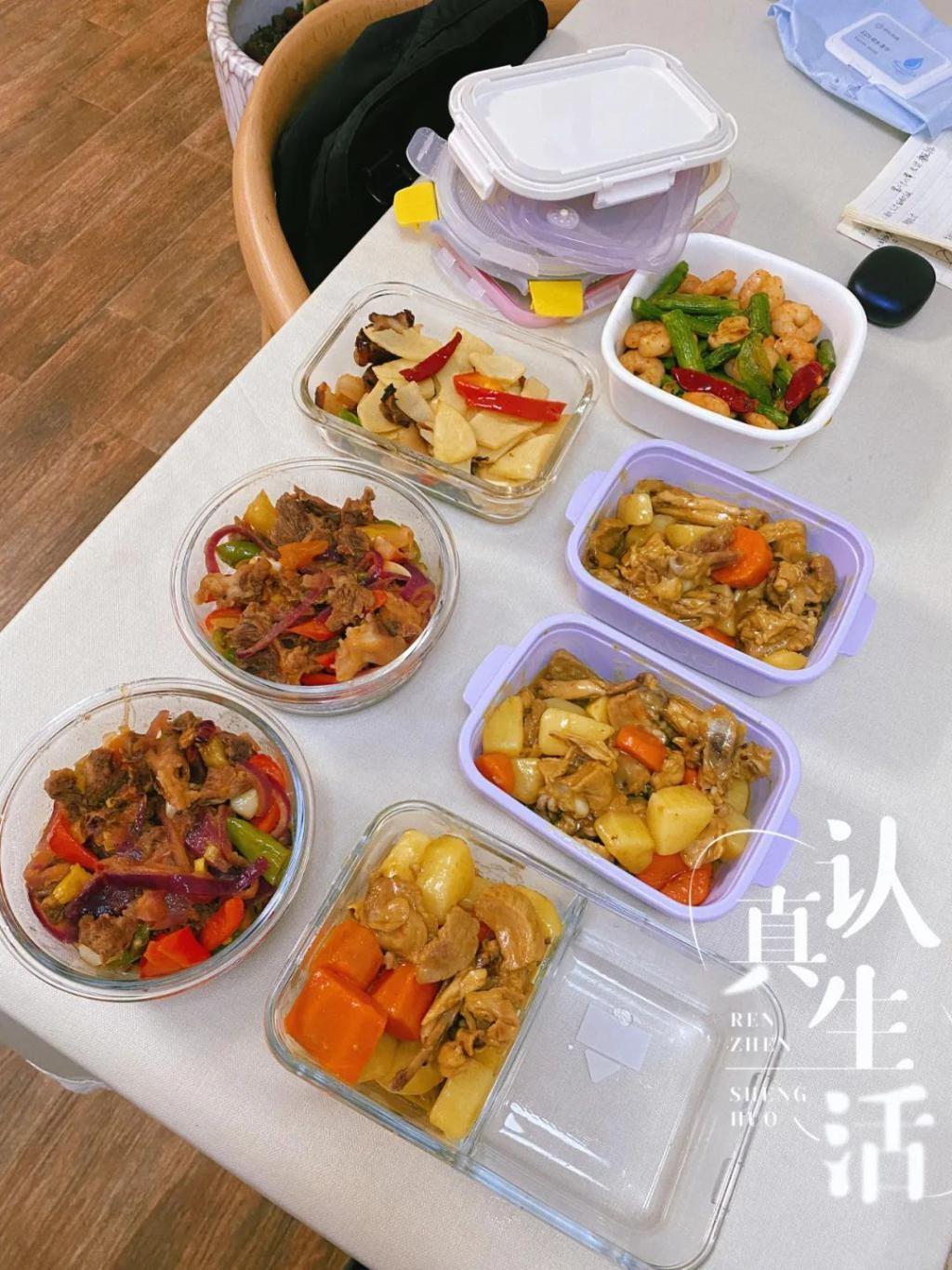 做一次饭吃一周，点不起外卖的年轻人开始自制「预制菜」
