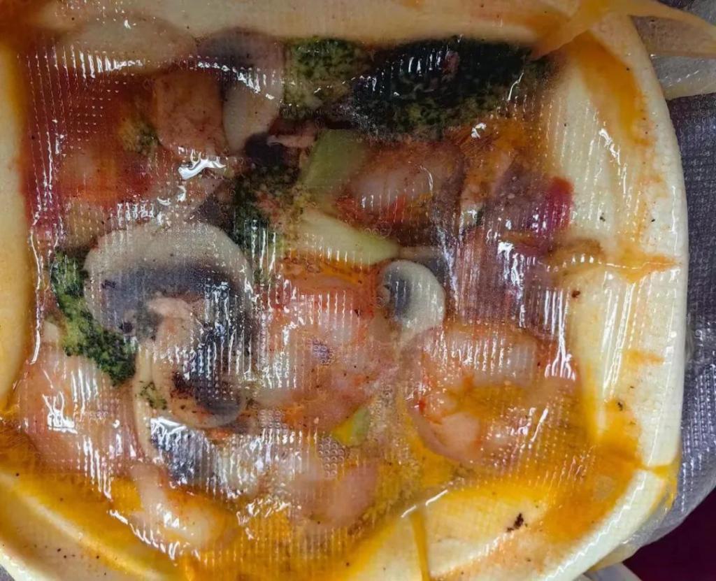 做一次饭吃一周，点不起外卖的年轻人开始自制「预制菜」