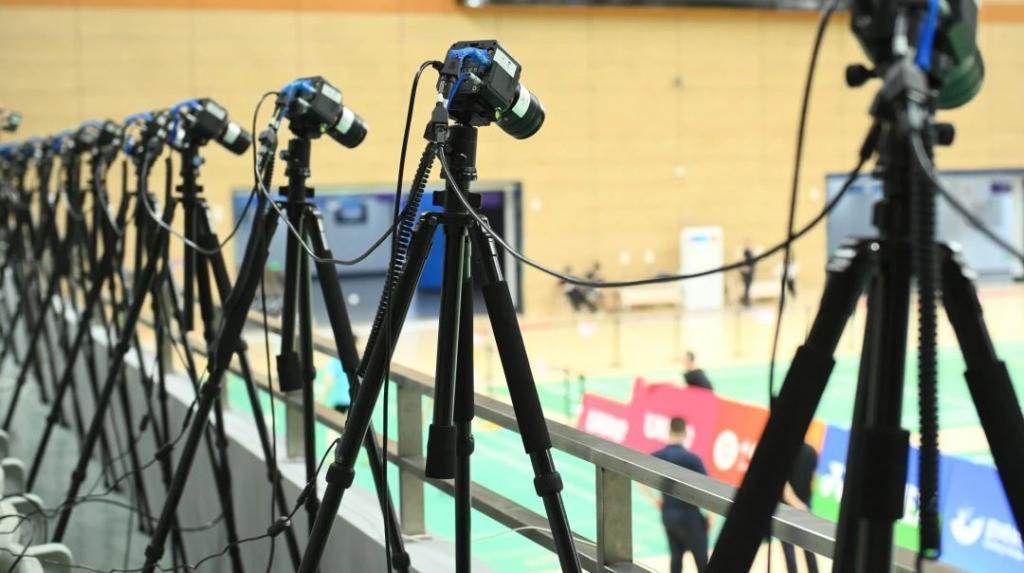 5.5G RIS首登亚运会 中国电信极限挑战十万人同时上网