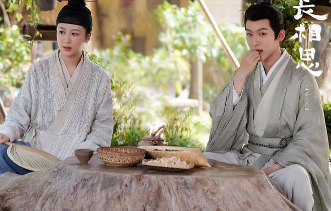 疑似《长相思》片酬曝光，杨紫2000万力压众人，男主酬劳不如配角