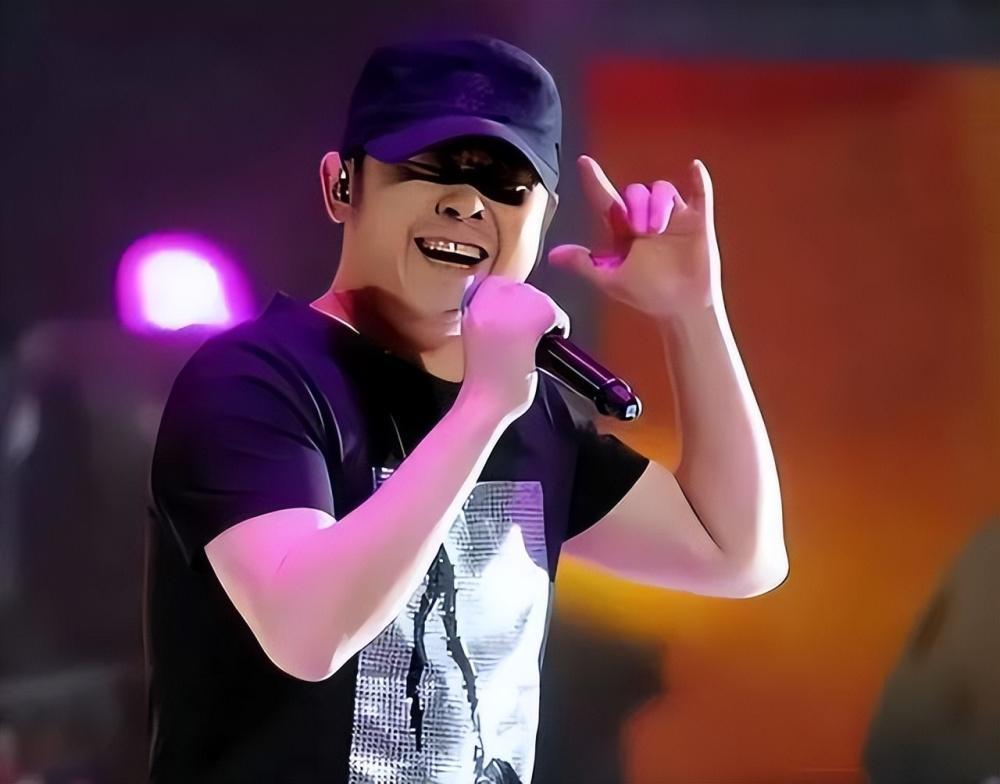 涂磊声援《罗刹海市》：一部刀郎史，看清娱乐圈
