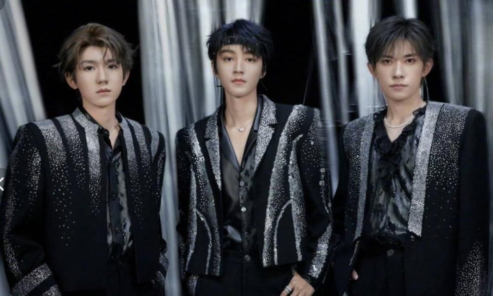 TFBOYS演唱会场面混乱粉丝冲破安检，三小只联合发声恳求理性