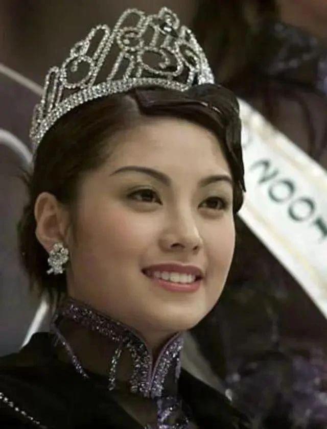 马上热搜！公开退婚，富豪男友竟藏了个女儿…