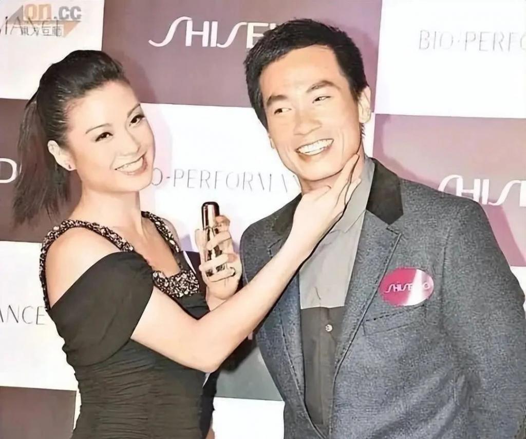 马上热搜！公开退婚，富豪男友竟藏了个女儿…