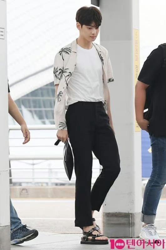 车银优健身前后对比引热议 肌肉线条与童颜脸蛋反差感拉满