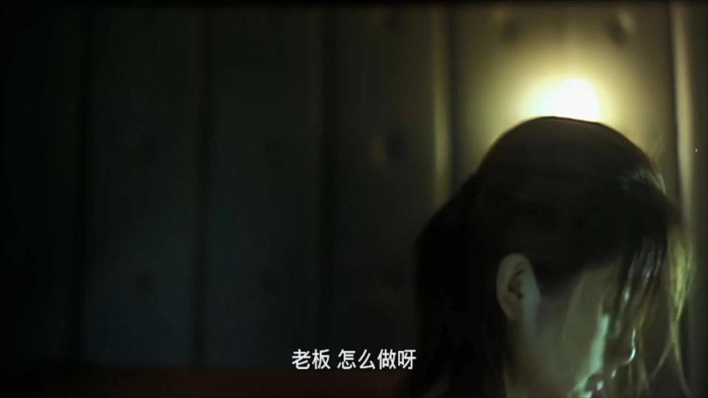 刚出道就下海，这内地女演员豁出去了