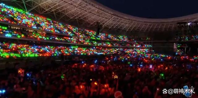 十年之约落幕！王源高情商救场，王俊凯哽咽，千玺感谢队友间默契