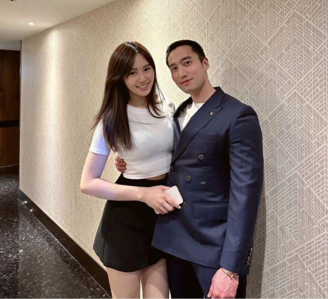 阿娇前夫赖弘国儿子1岁生日 祖孙三代幸福同框