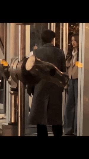 崩了！崩了！全面崩塌！