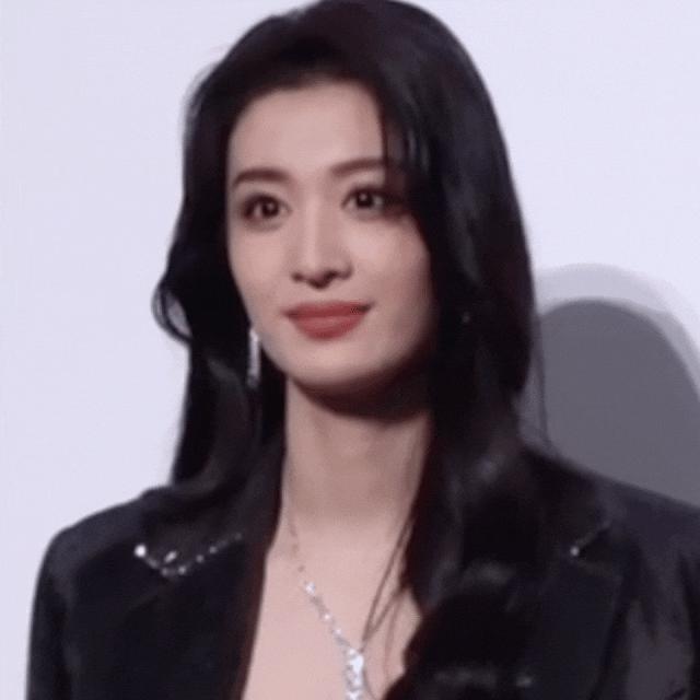 崩了！崩了！全面崩塌！