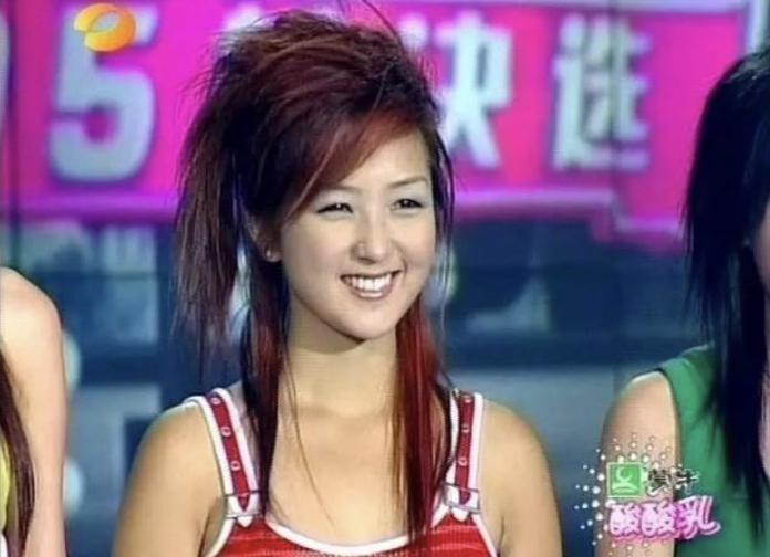好久不见何洁了，她孩子都这么大了？