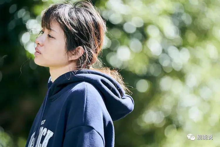 内娱白月光们，还能怎么破局？