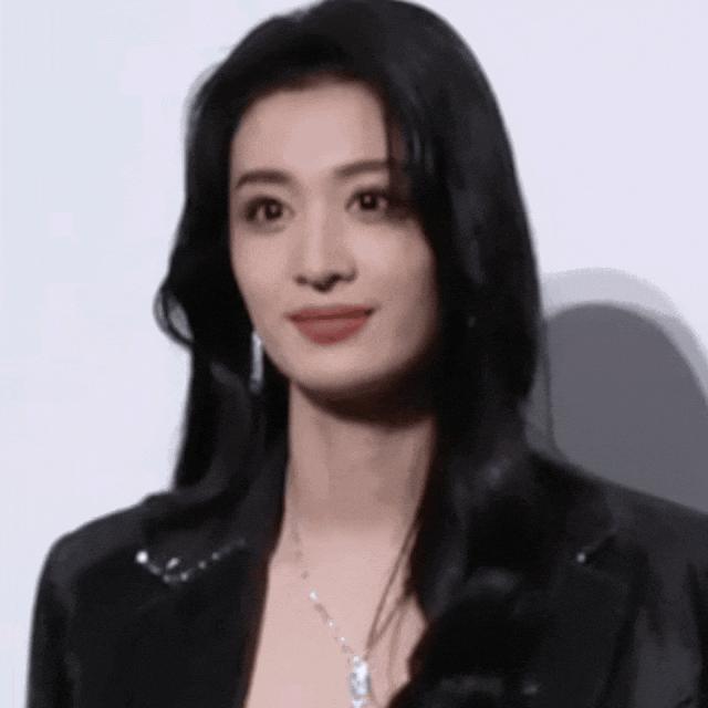 糊成这样，还好意思吹？