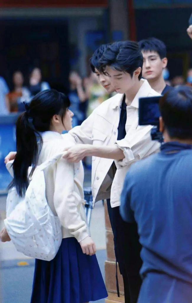糊成这样，还好意思吹？