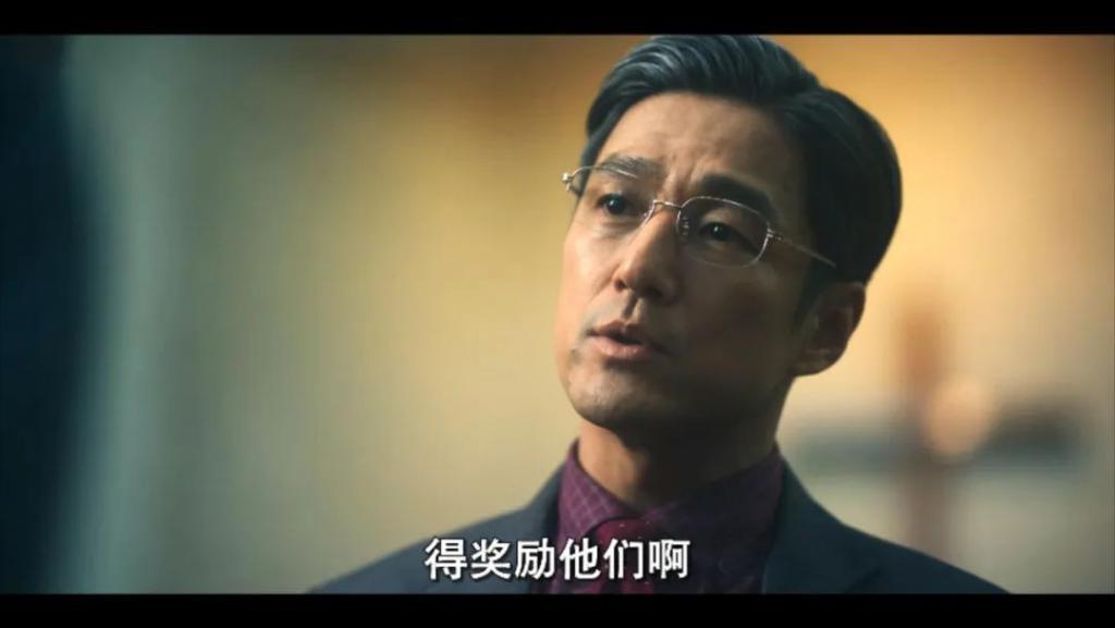 神作归来！韩国军队的黑料，全被它扒光了！
