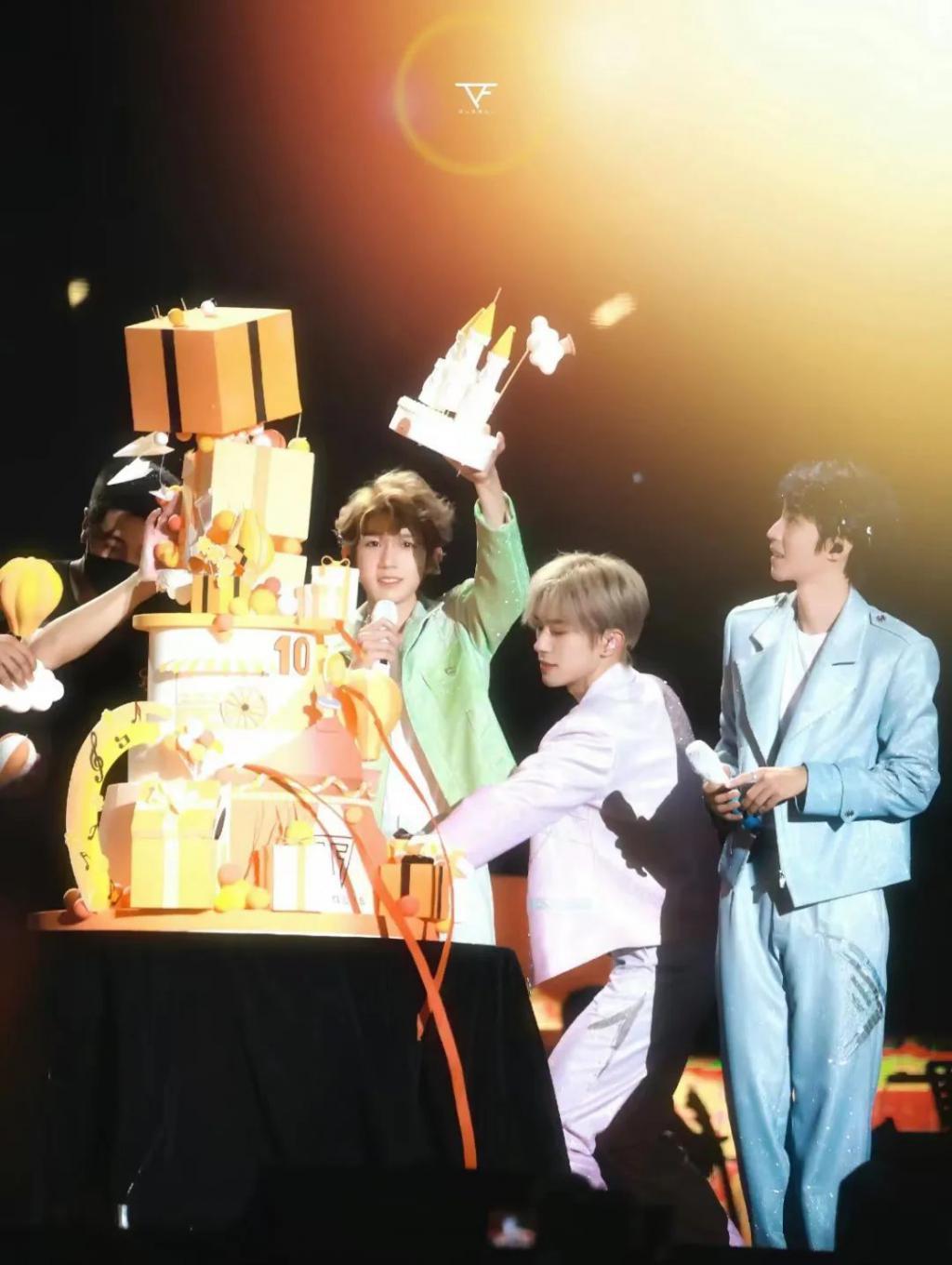 “TFBOYS的十周年，丢光了内娱的脸面”