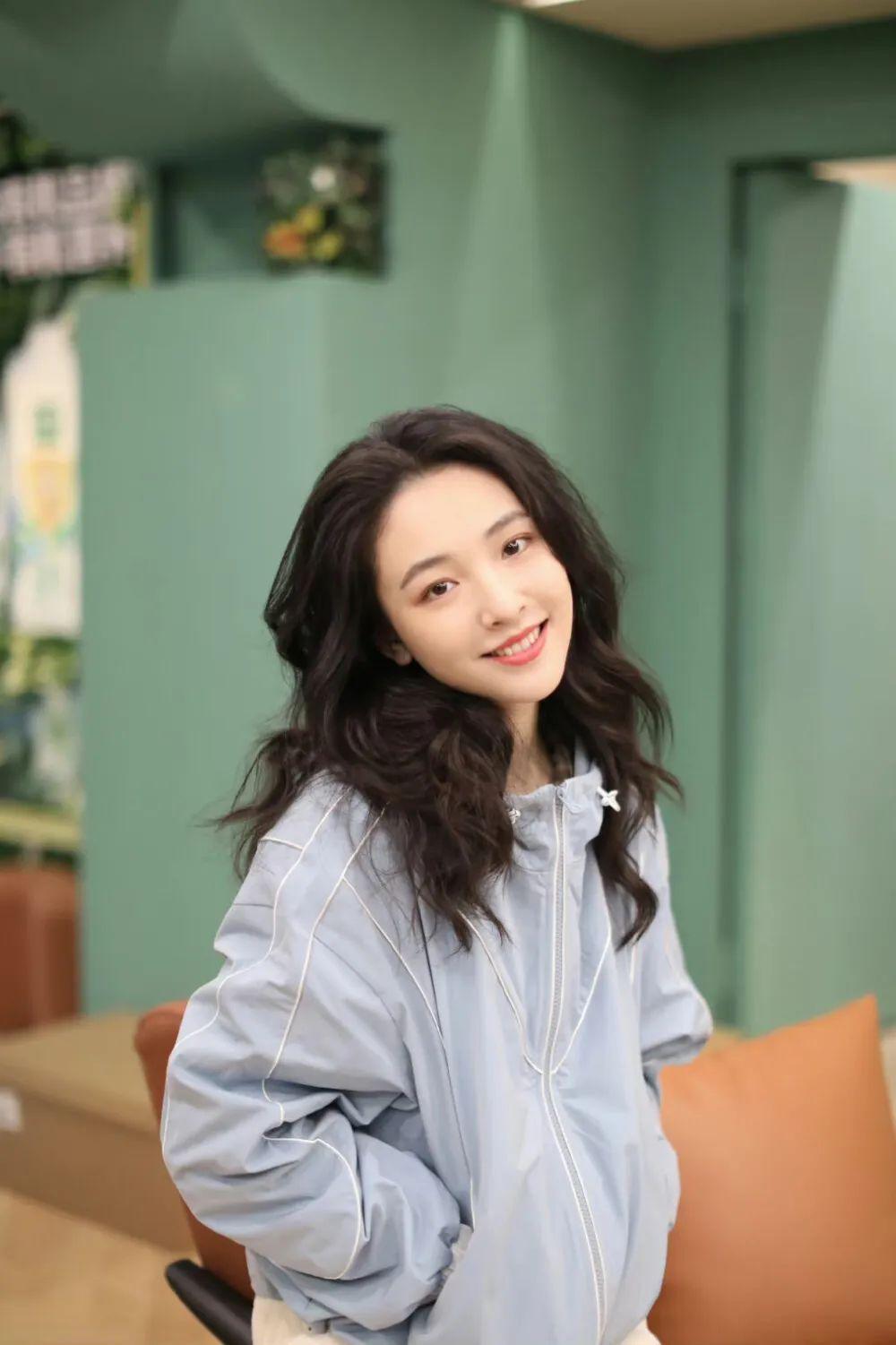 选了渣男，她后悔吗？