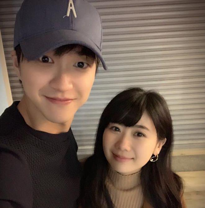 法院强制执行后，福原爱表情憔悴现身鞠躬致歉，祈求一切平安