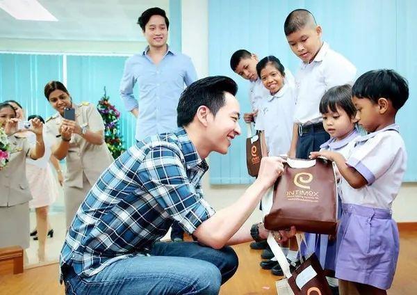 福布斯打假亿万富翁，这位廖碧儿前男友、张玉珊现男友到底什么来头？