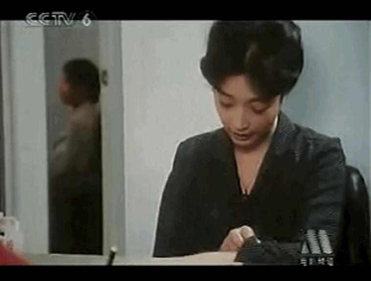 退圈30年，她依然是内地最美「女疯子」