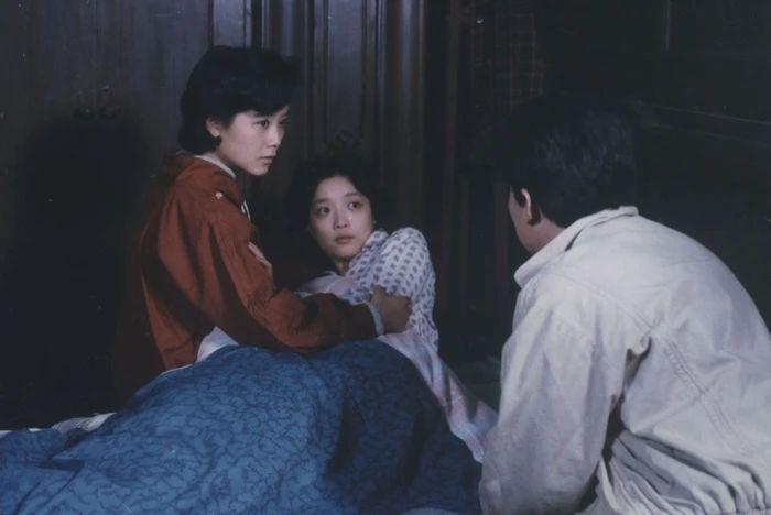 退圈30年，她依然是内地最美「女疯子」