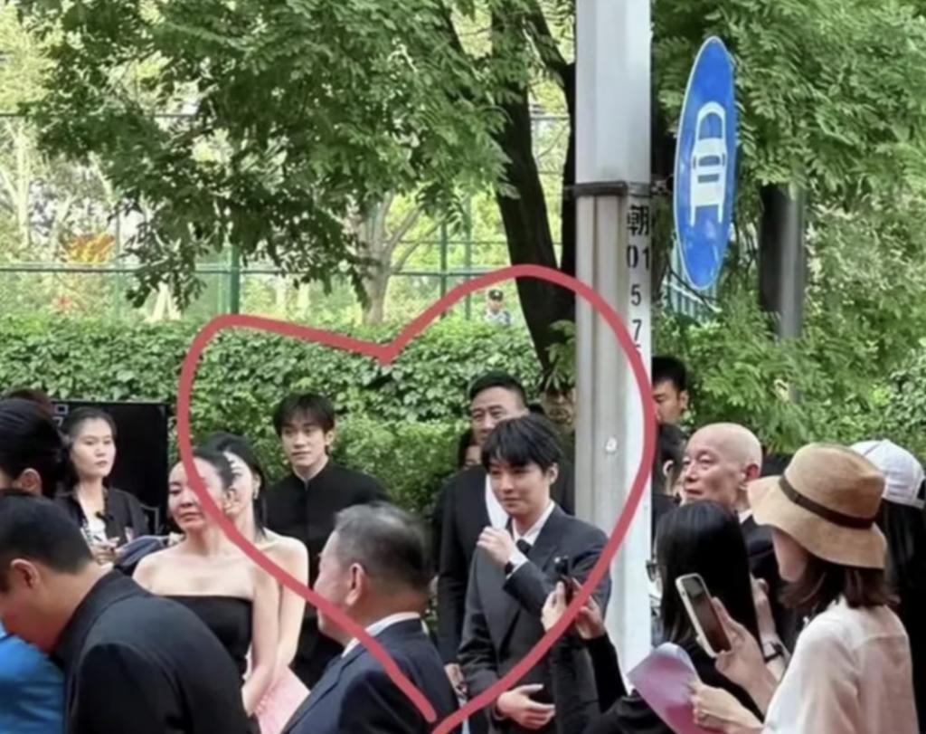 一夜爆红的宿命，是告别？