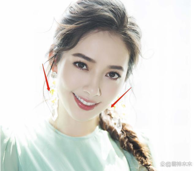 郭碧婷复工状态引热议，身材发福像向太，千元长裙输给模特