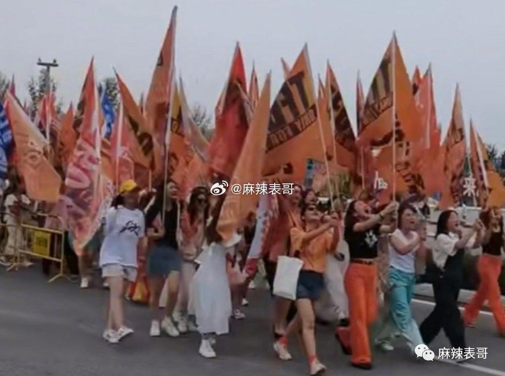 这场盛大闹剧终于结束了啊…