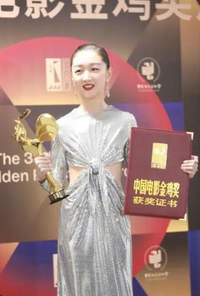 荧屏情侣同居，筹备结婚震动半个娱乐圈…