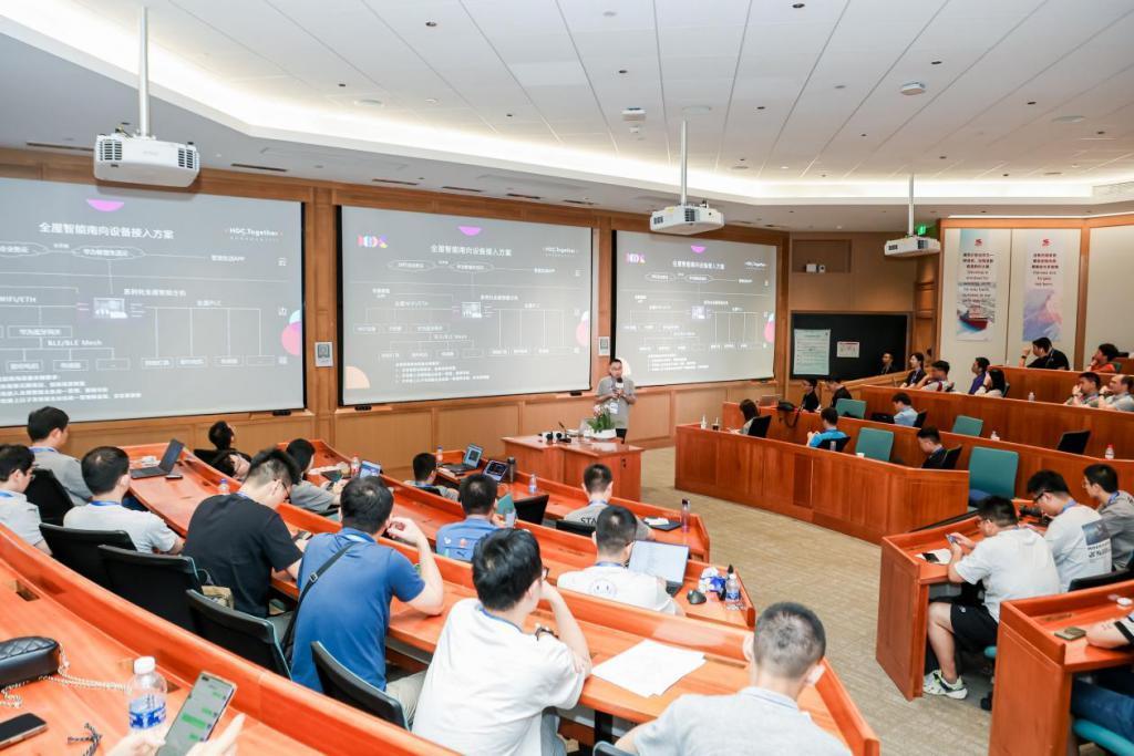 让三驾马车奔腾：华为如何推动空间智能化发展？