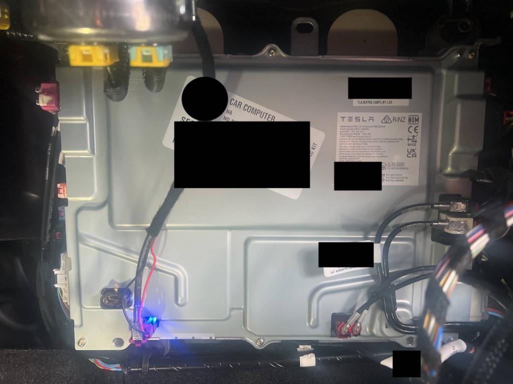 8G内存128GB存储组合,特斯拉 Model Y HW4硬件无法运行 Steam