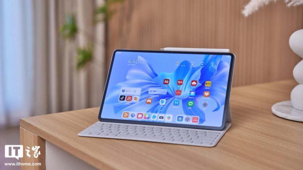 华为 MatePad 系列图赏：便携生产力的最佳模版？