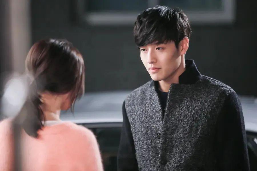 不敢认！男神也发福了？