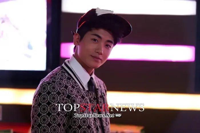 不敢认！男神也发福了？