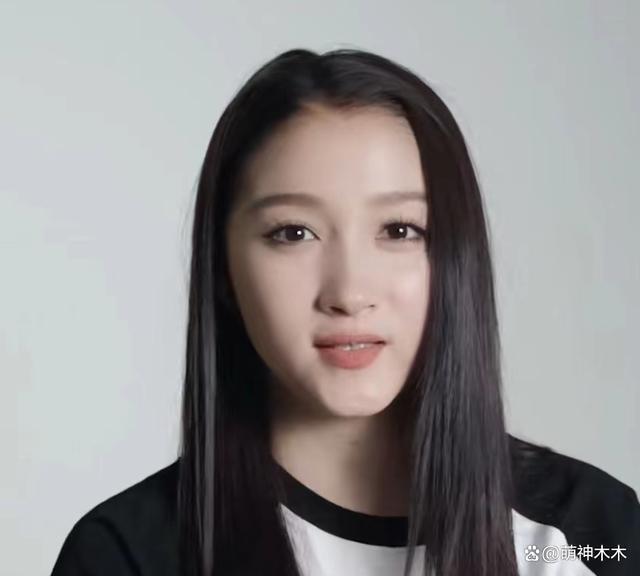 cosmo女星状态：刘亦菲滤镜开太大，倪妮假发质量差
