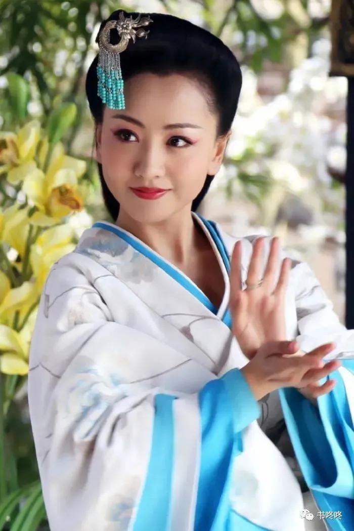 原来不是她们不红，而是红的太早了