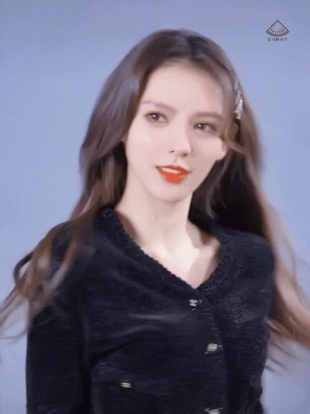 多恨她啊，在评论区刷屏抵制