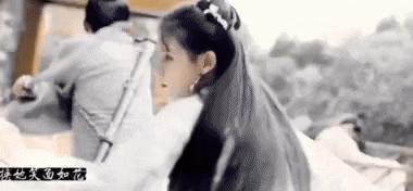 多恨她啊，在评论区刷屏抵制