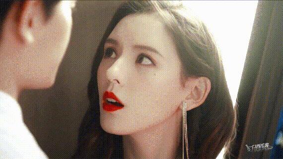 多恨她啊，在评论区刷屏抵制