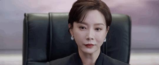 起猛了，见到内娱女总裁天花板了