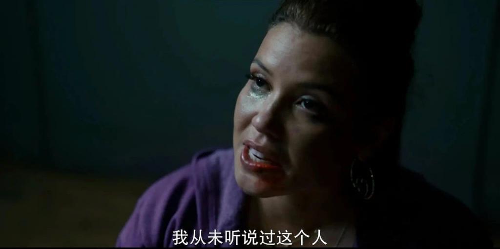 卖惨求同情？抱歉，她不配