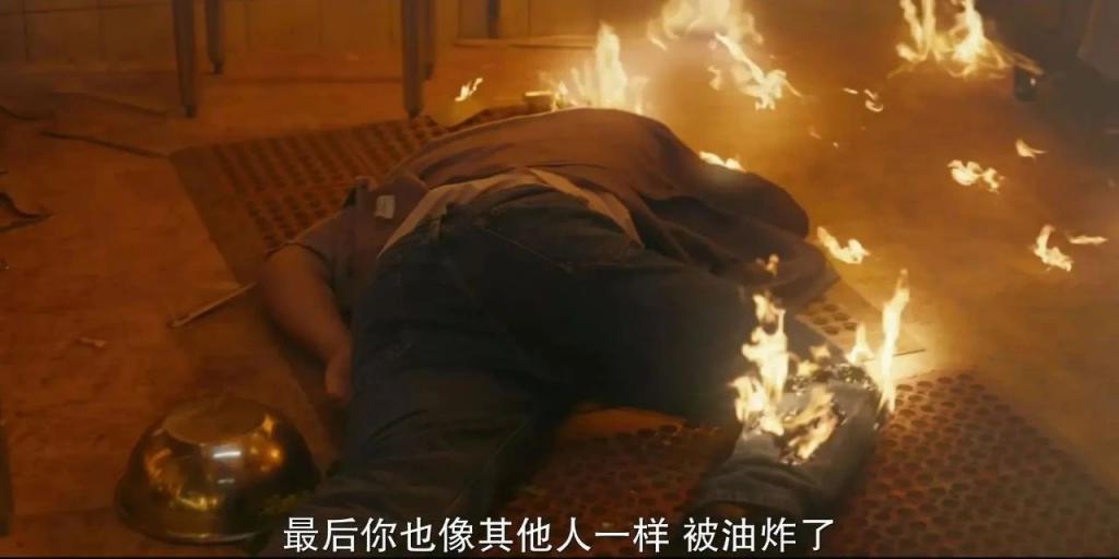 卖惨求同情？抱歉，她不配