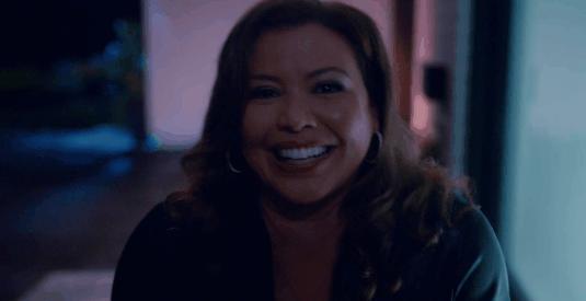 卖惨求同情？抱歉，她不配