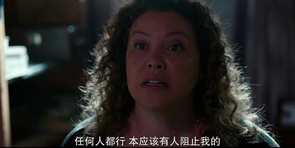 卖惨求同情？抱歉，她不配