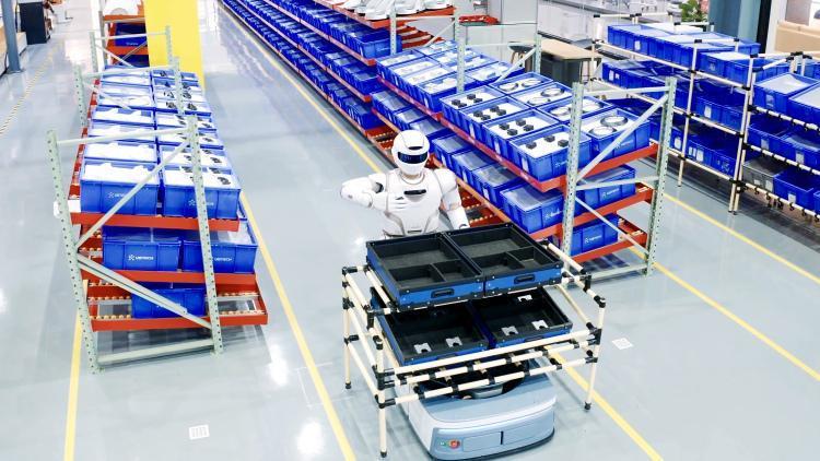 通过大运会闭幕式,看见中国人形机器人的未来