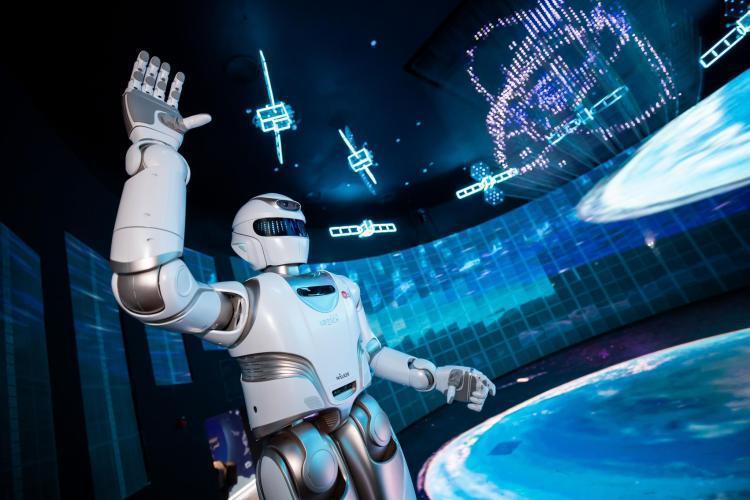 通过大运会闭幕式,看见中国人形机器人的未来