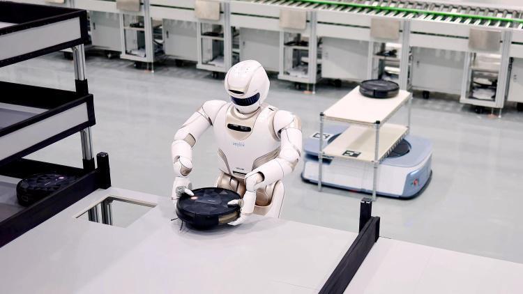 通过大运会闭幕式,看见中国人形机器人的未来