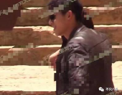 刚红就被曝恋爱了？网友还对他格外宽容？
